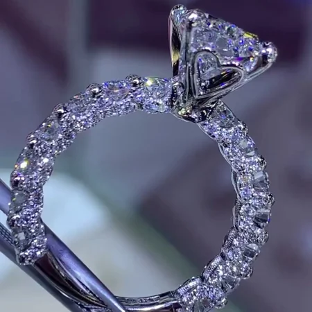 Radiant Cut Diamond White...